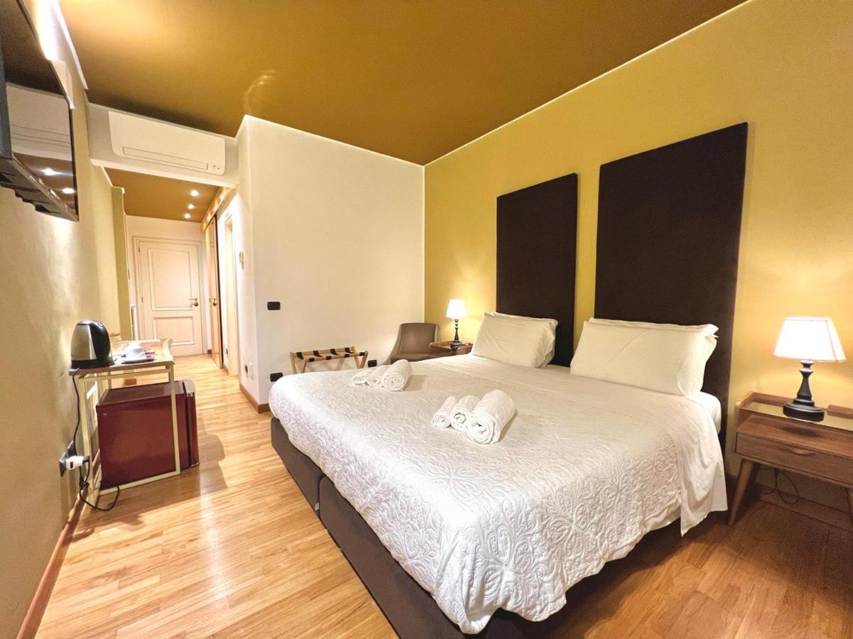 Dimora Dei Salentini Acomodação com café da manhã Lecce Quarto foto