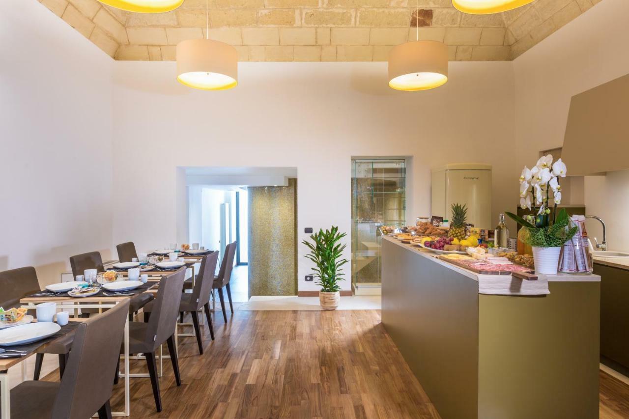 Dimora Dei Salentini Acomodação com café da manhã Lecce Exterior foto